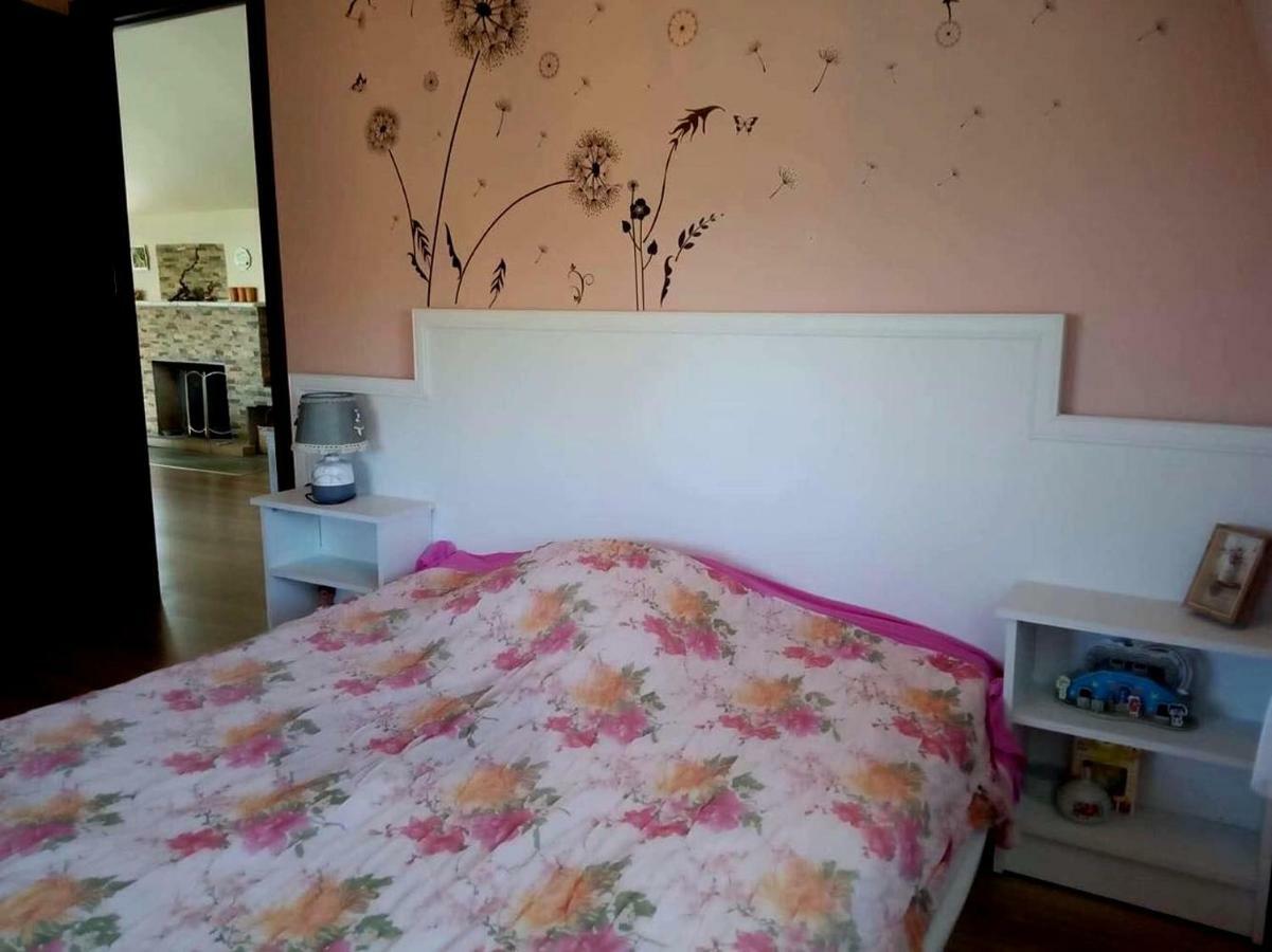 Nino'S Veranda Apartment เทลาวี ภายนอก รูปภาพ